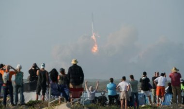 SpaceX's Starship Rocket Explodes Shortly After Liftoff
